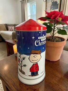 A Charlie Brown Christmas Musical Cookie Tin Featuring Snoopy and Charlie Brown